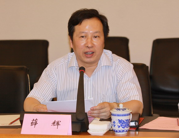 国家民间组织管理局副局长刘忠祥一行调研我校